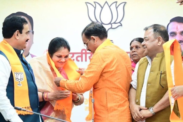 MP Election 2023 :  एमपी में कांग्रेस को बड़ा झटका, पूर्व विधायक अभय सिंह ने किया पत्नी समेत भाजपा में घर वापसी।