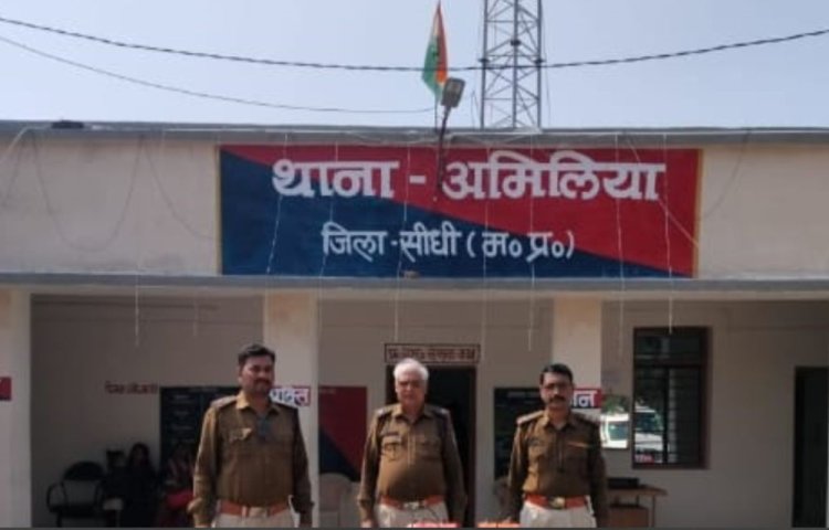 Sidhi News Today: हाइवा गाड़ी से बैटरी चोरी के आरोपी को पुलिस ने किया गिरफ्तार 